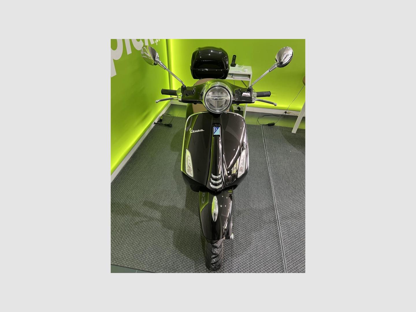 Piaggio Vespa 125 Primavera