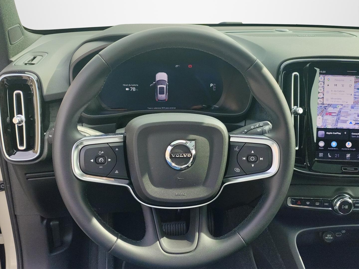 Volvo EX40